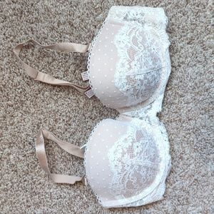 Victoria Secret bra size 32C